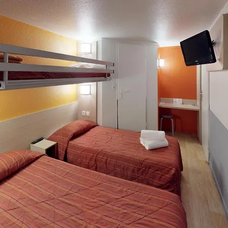 מלון Fasthotel Cambrai Proville