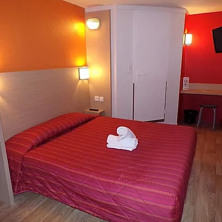 Fasthotel Cambrai *