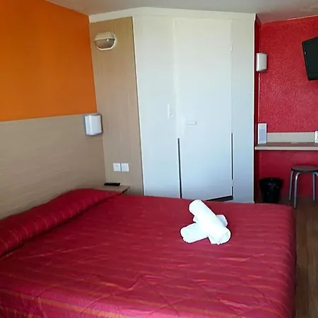 Hotel Fasthotel Cambrai *