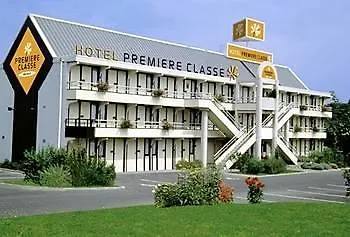 מלון Fasthotel Cambrai Proville