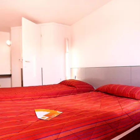 Fasthotel Cambrai Hotel Proville